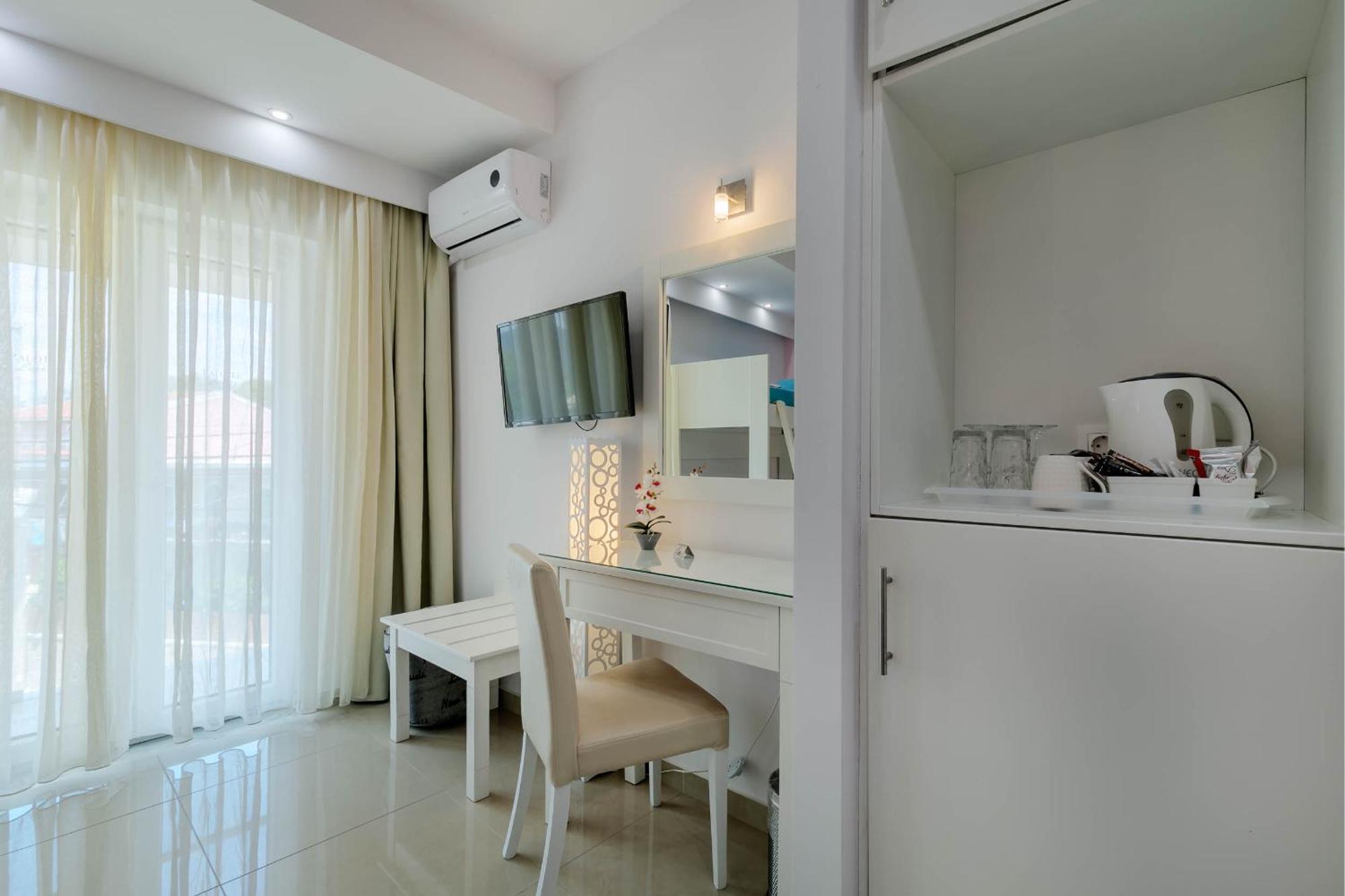 Palotel Design Gouvia Luaran gambar